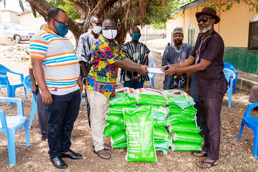 Photos - DONATIONA TO THE ZONGO COMMUNITY IN HO AHEAD OF EID UI-FIT